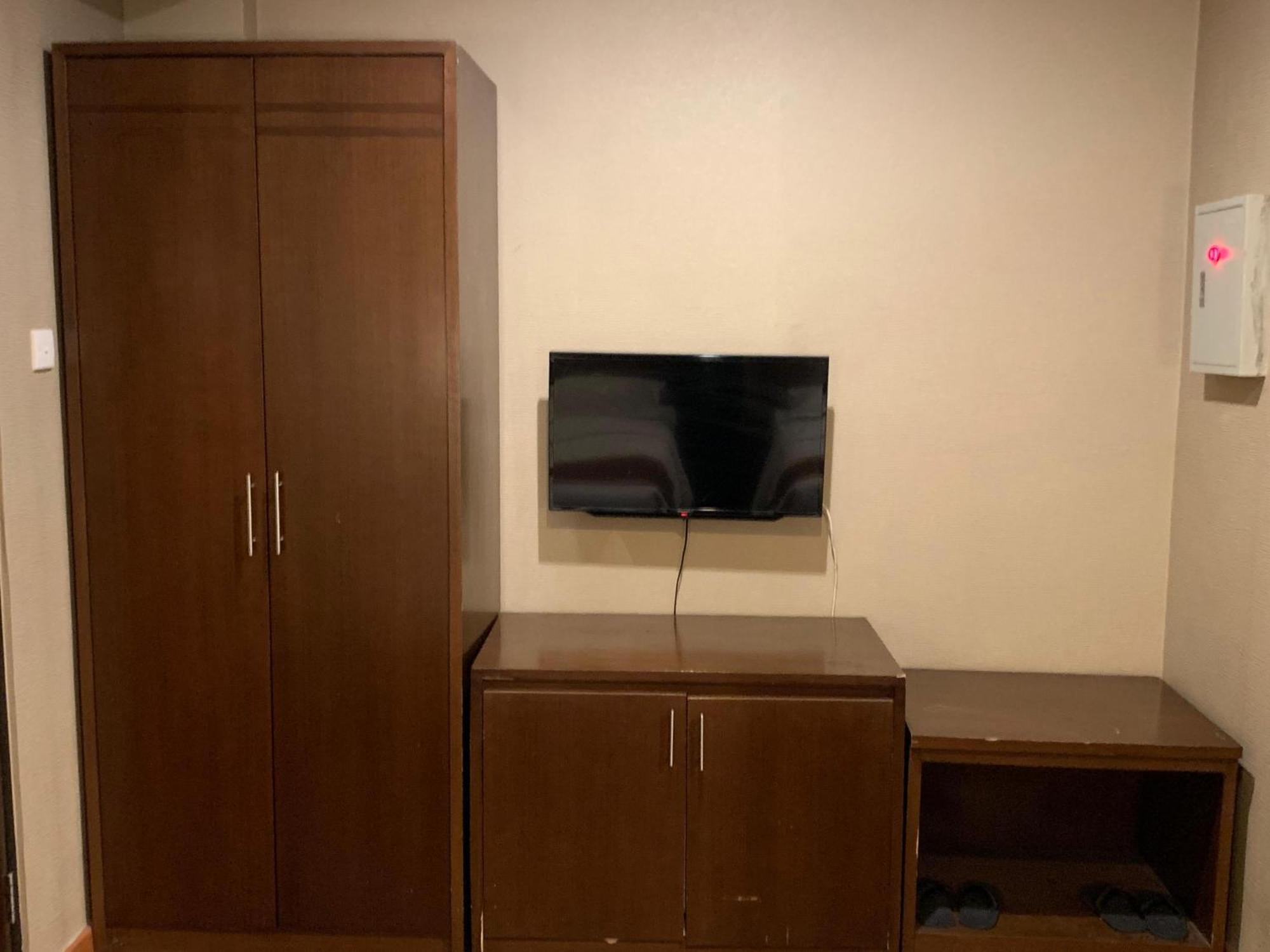Enhaii Hotel Bandung Bagian luar foto